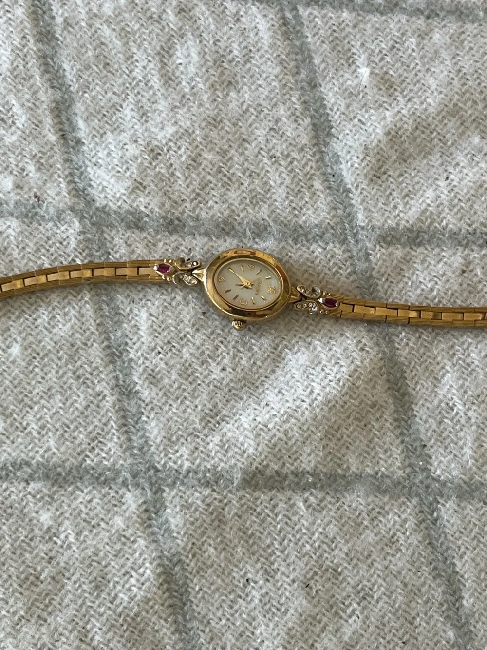 Elgin women bracelet